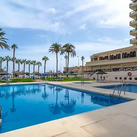 Apartamento A Pie De Playa Con Terraza Y Piscinas Benalmadena